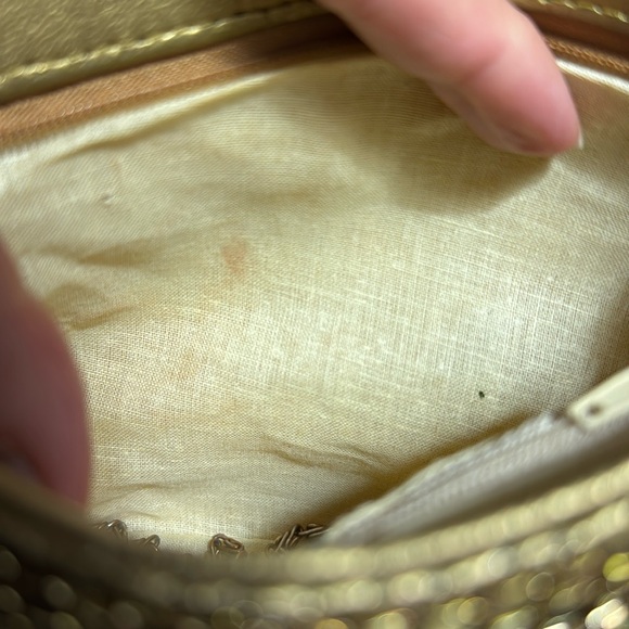 Vintage Metal Mesh Bag-Crossbody Chain Link Strap-8.5x6-Gold Toned - Picture 16 of 16